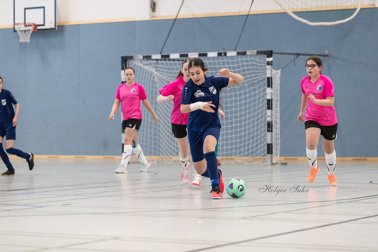 Bild 573 - C-Juniorinnen 3 Loewinnen Cup